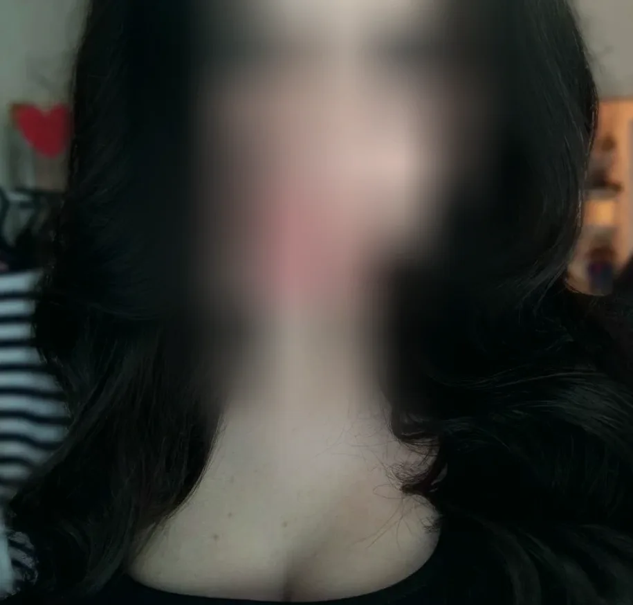 Eva, 21