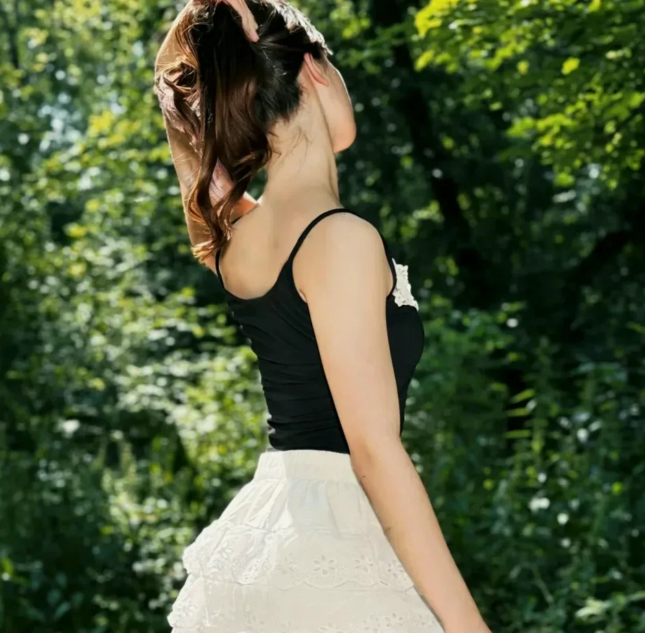 Ikram, 20