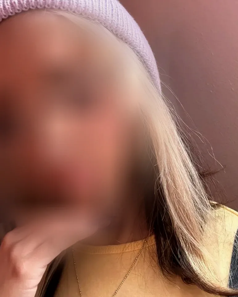 Lynn, 26